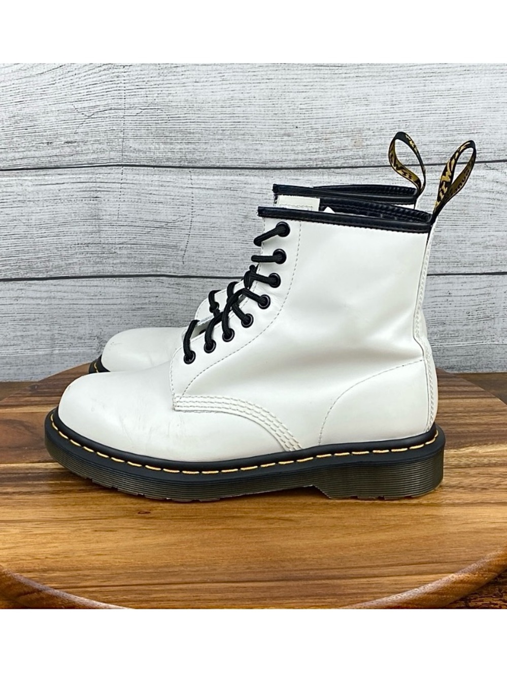 Dr. Martens 1460 White Smooth Leather Lace Up Boots Women’s Shoe Size 8
